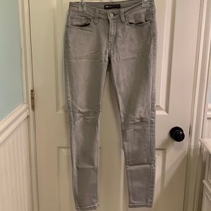 Gray wash Levi Skinny Jeans